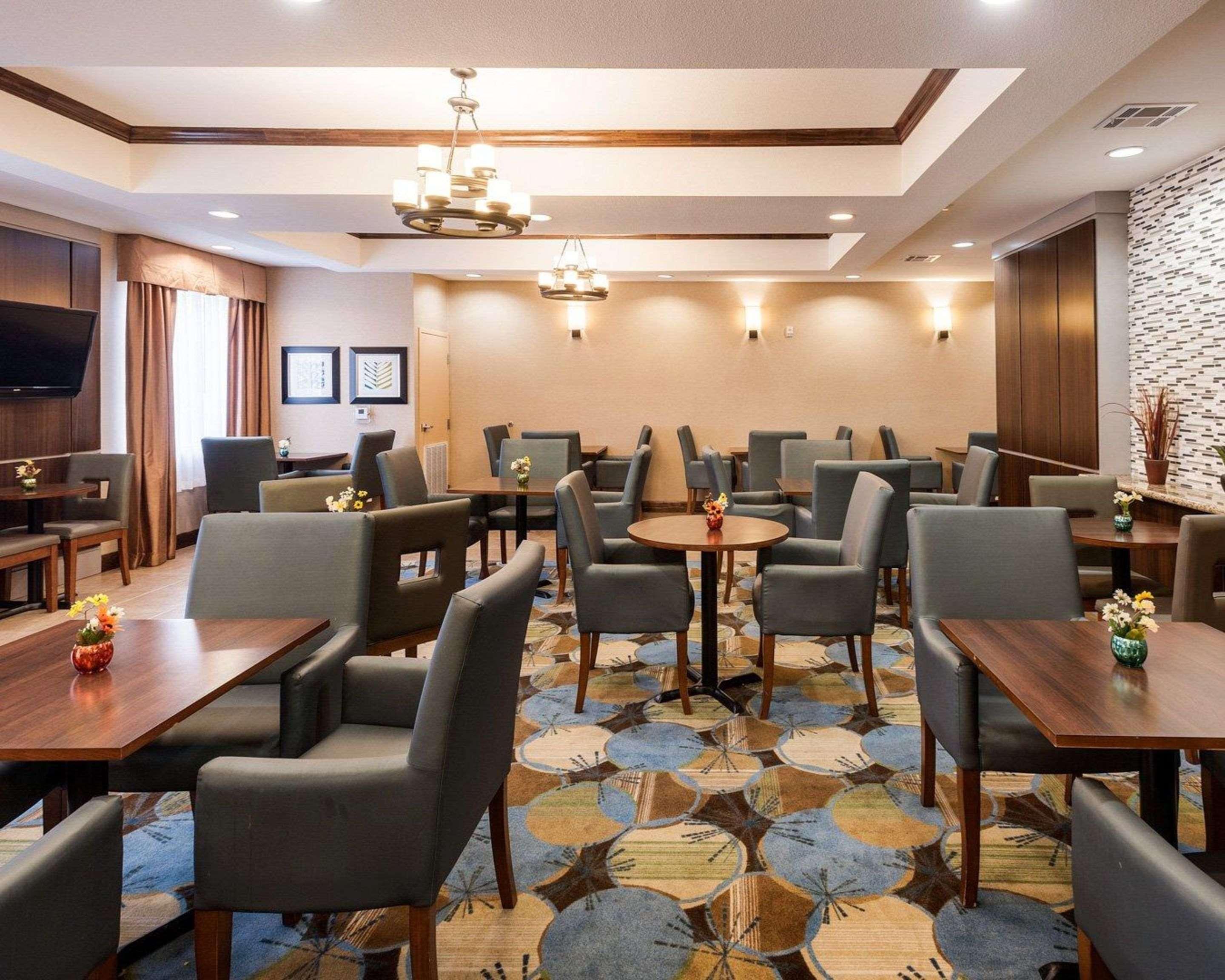 Comfort Suites Oil Center Lafayette Zewnętrze zdjęcie