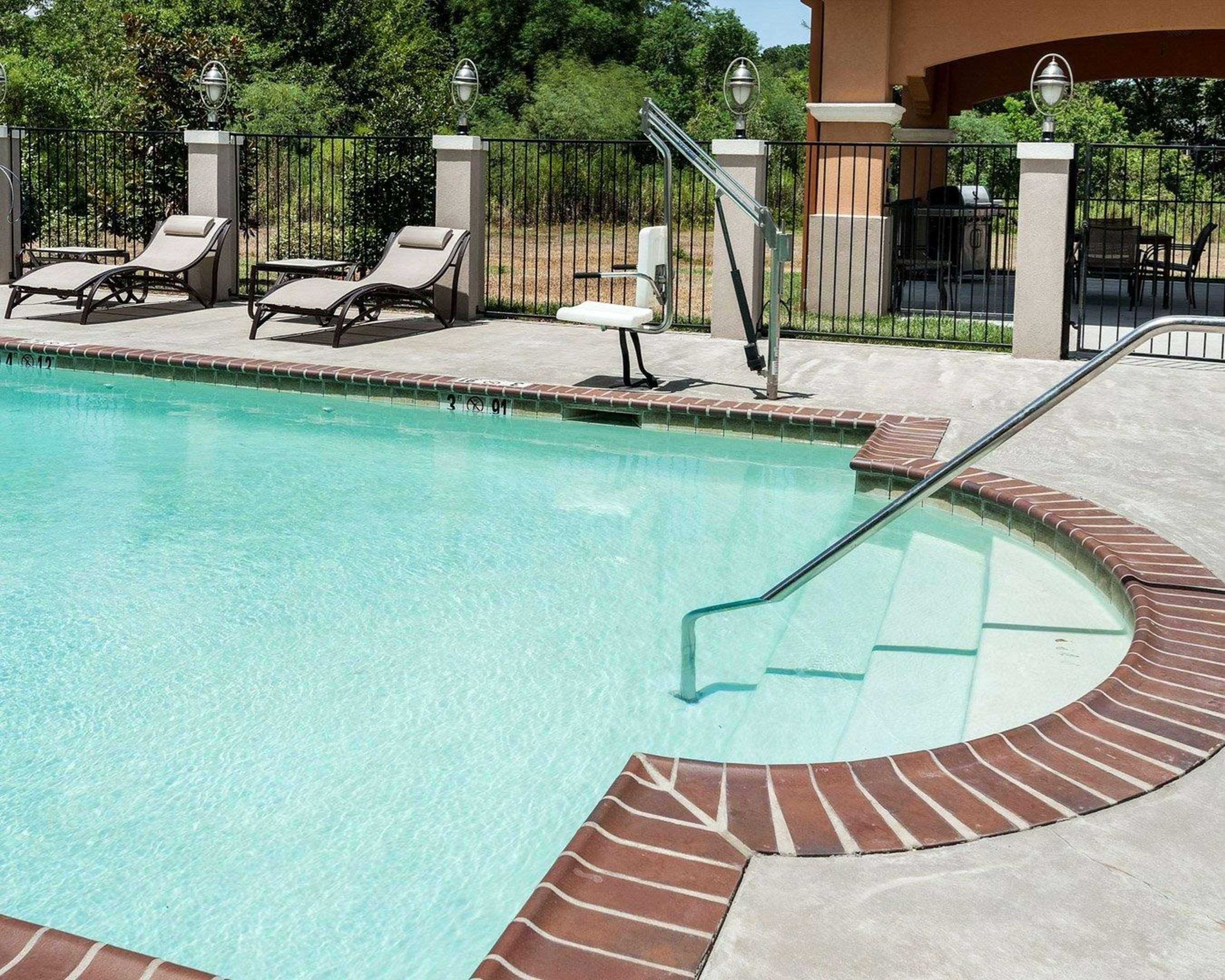 Comfort Suites Oil Center Lafayette Zewnętrze zdjęcie